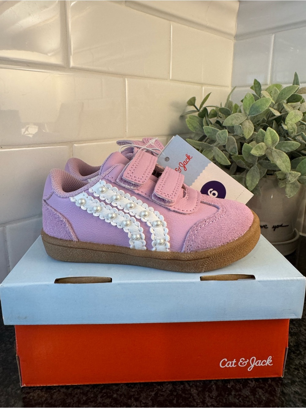 Cat & Jack 6T Toddler Lilac Velcro Sneakers with Pearl Trim